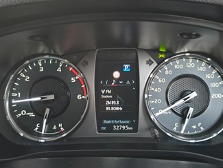2024 Toyota Hilux - Thumbnail