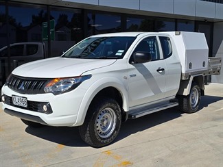 2017 Mitsubishi Triton - Thumbnail