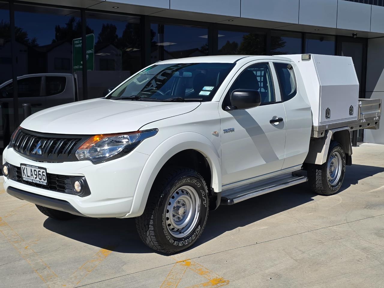 2017 Mitsubishi Triton