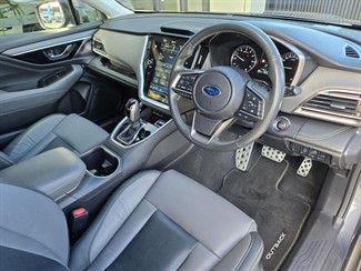 2023 Subaru Outback - Thumbnail