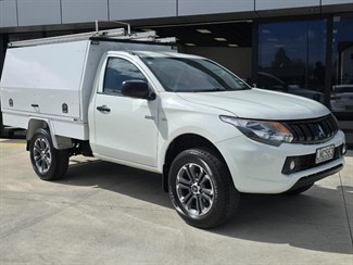 2018 Mitsubishi Triton - Thumbnail