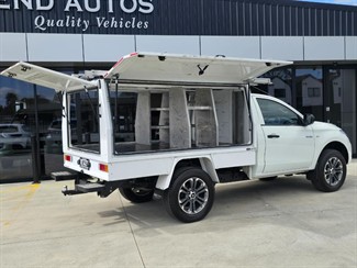 2018 Mitsubishi Triton - Thumbnail