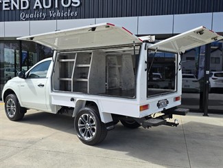 2018 Mitsubishi Triton - Thumbnail