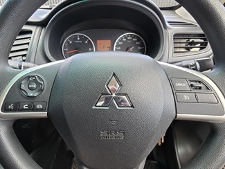 2018 Mitsubishi Triton - Thumbnail