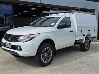 2018 Mitsubishi Triton - Thumbnail