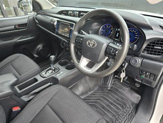 2019 Toyota Hilux - Thumbnail