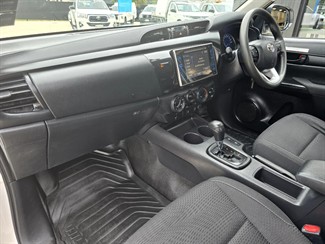 2019 Toyota Hilux - Thumbnail