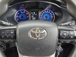 2019 Toyota Hilux - Thumbnail