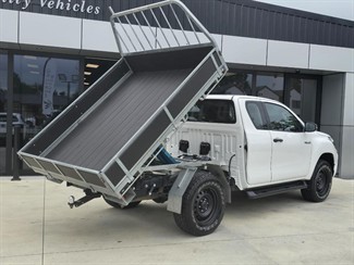 2019 Toyota Hilux - Thumbnail