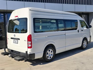 2016 Toyota Hiace - Thumbnail