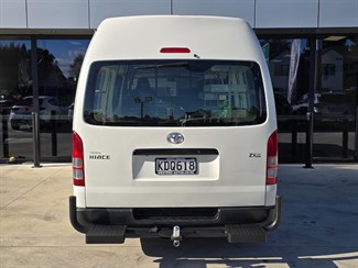 2016 Toyota Hiace - Thumbnail