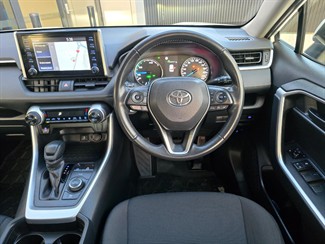 2021 Toyota RAV4 - Thumbnail