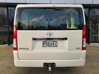 2022 Toyota Hiace - Thumbnail