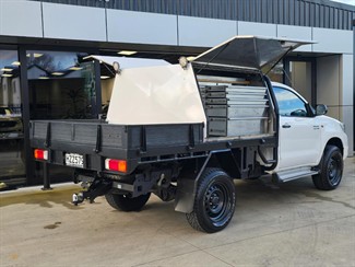 2015 Toyota Hilux - Thumbnail