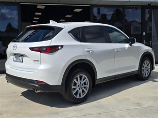 2022 Mazda CX-5 - Thumbnail