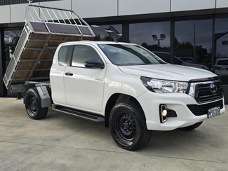 2019 Toyota Hilux - Thumbnail