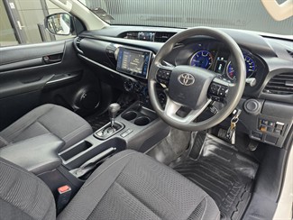2019 Toyota Hilux - Thumbnail