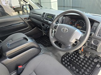 2019 Toyota Hiace - Thumbnail