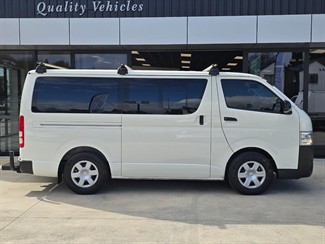 2019 Toyota Hiace - Thumbnail
