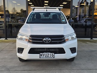 2020 Toyota Hilux - Thumbnail