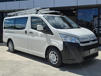 2020 Toyota Hiace - Thumbnail