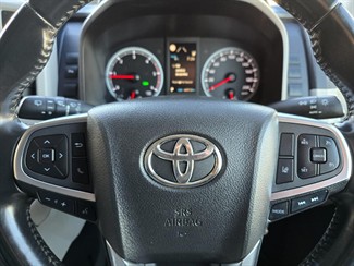 2020 Toyota Hiace - Thumbnail