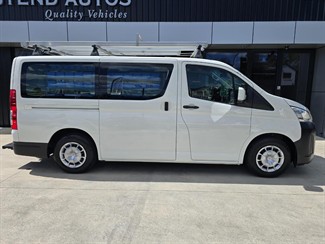 2020 Toyota Hiace - Thumbnail