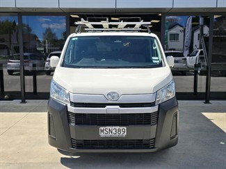 2020 Toyota Hiace - Thumbnail