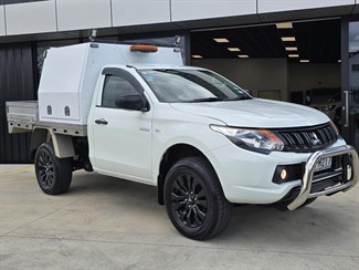 2018 Mitsubishi Triton - Thumbnail