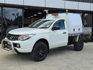 2018 Mitsubishi Triton - Thumbnail