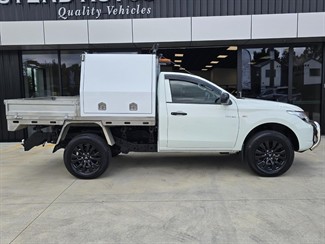 2018 Mitsubishi Triton - Thumbnail