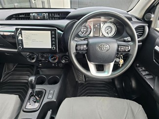 2021 Toyota Hilux - Thumbnail
