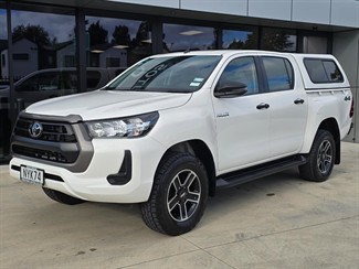 2021 Toyota Hilux - Thumbnail