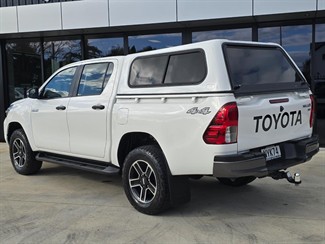 2021 Toyota Hilux - Thumbnail