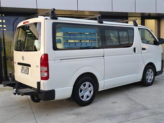 2017 Toyota Hiace - Thumbnail