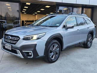 2022 Subaru Outback - Thumbnail